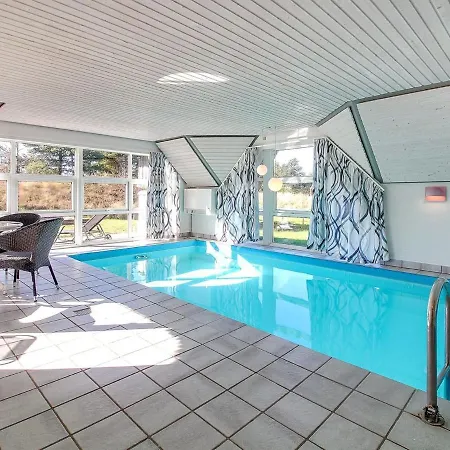 Hébergement de vacances Markus - 3-1km From The Sea In Western Jutland By Interhome *
